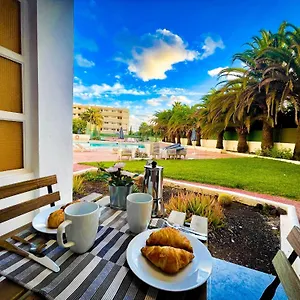 https://pool-view-holiday-home.in-canary-islands.com